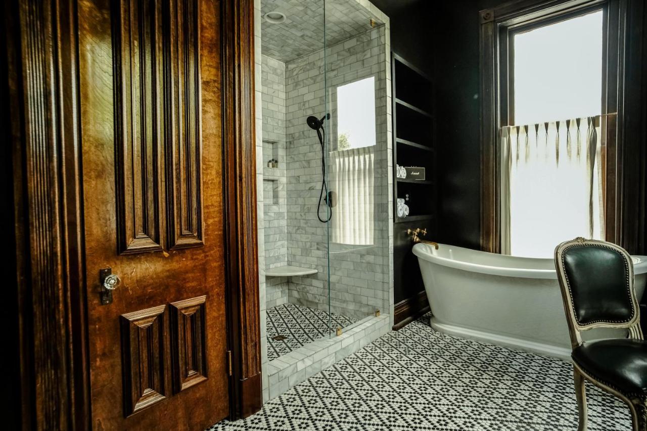 Henrie House I Luxury 4Br Downtown Historic Gem With Library & Patio Villa Nashville Buitenkant foto